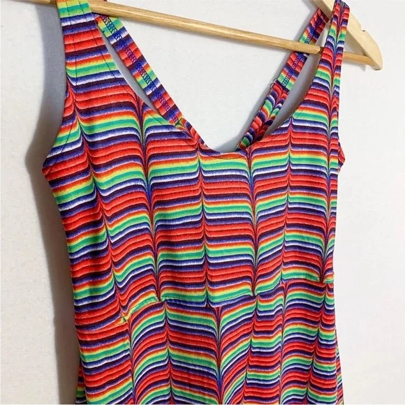 Columbia Rainbow Sleeveless Scoop Neck Athletic Dress Festival - Picture 7 of 9